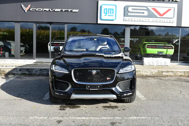 Jaguar F-Pace 3.0 V6 First Edition AWD Automatik