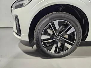 VOLVO XC60 2.0 T6 TE Plus Dark eAWD