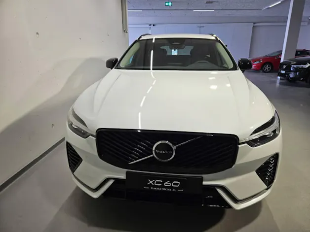 VOLVO XC60 2.0 T6 TE Plus Dark eAWD