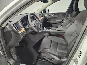 VOLVO XC60 2.0 T6 TE Plus Dark eAWD