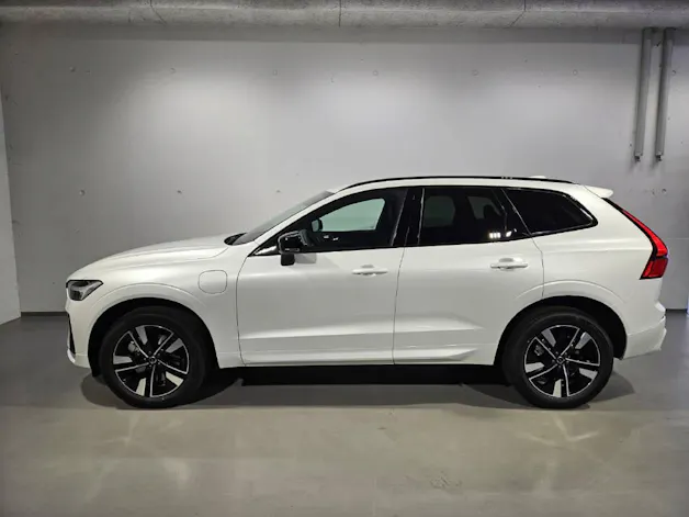 VOLVO XC60 2.0 T6 TE Plus Dark eAWD