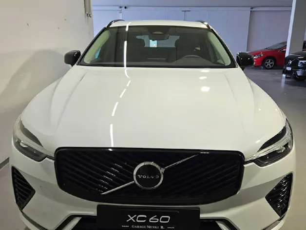 VOLVO XC60 2.0 T6 TE Plus Dark eAWD