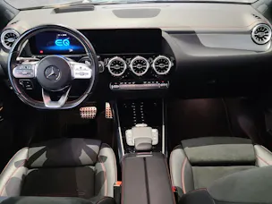 MERCEDES-BENZ EQA 300 AMG Line 4Matic
