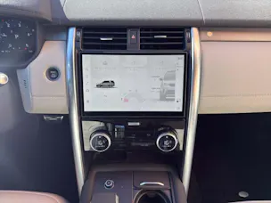 Land Rover Discovery 3.0 D I6 250 Dynamic HSE