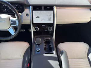 Land Rover Discovery 3.0 D I6 250 Dynamic HSE