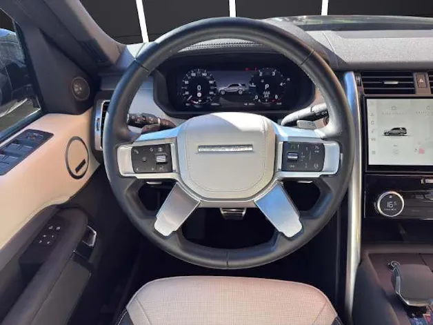 Land Rover Discovery 3.0 D I6 250 Dynamic HSE