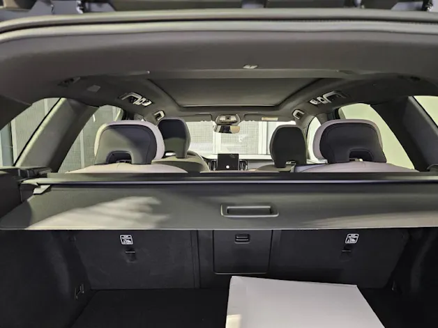 VOLVO XC60 2.0 T8 TE Ultra Dark eAWD
