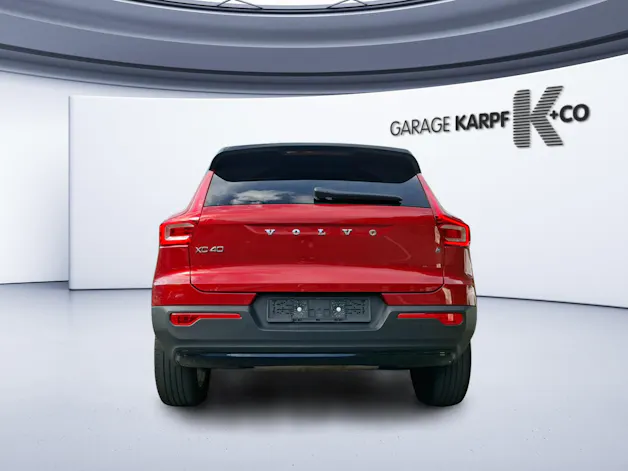 VOLVO XC40 B4 Benzin Mild Hybrid AWD R-Design Geartronic