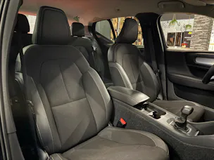 VOLVO XC40 T3 Momentum
