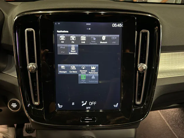 VOLVO XC40 T3 Momentum