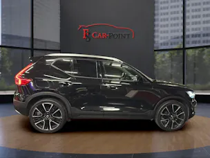 VOLVO XC40 T3 Momentum