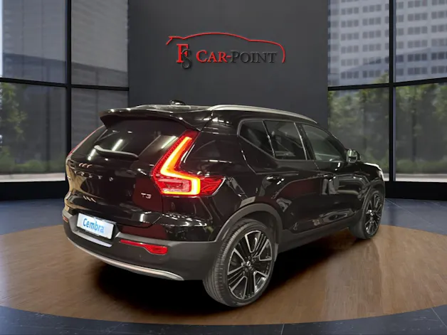 VOLVO XC40 T3 Momentum