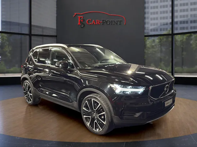 VOLVO XC40 T3 Momentum