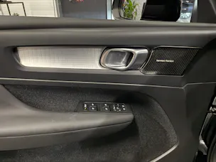 VOLVO XC40 T3 Momentum