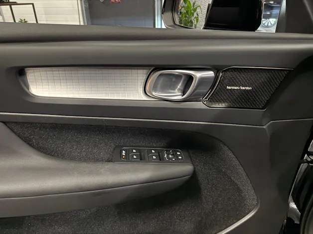 VOLVO XC40 T3 Momentum