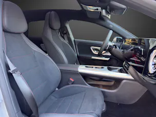 MERCEDES-BENZ CLA 220 8G-DCT 4Matic