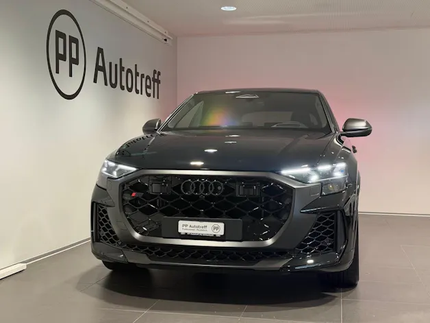 AUDI RSQ8 performance quattro
