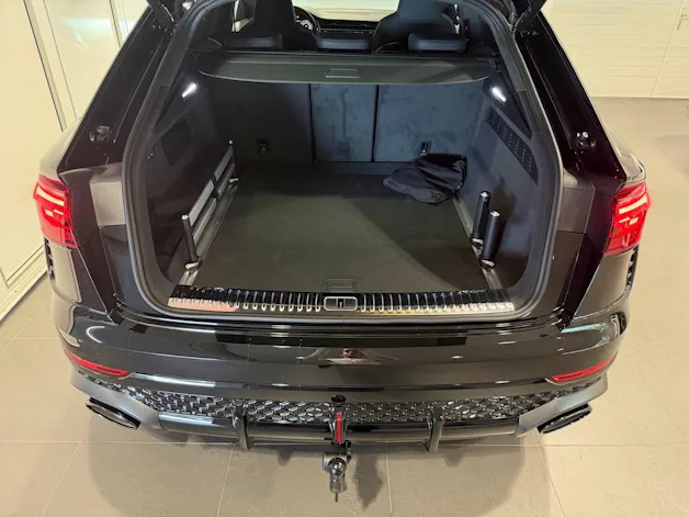AUDI RSQ8 performance quattro