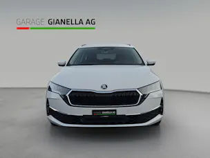 SKODA Octavia Combi 1.5 TSI mHEV DSG Selection