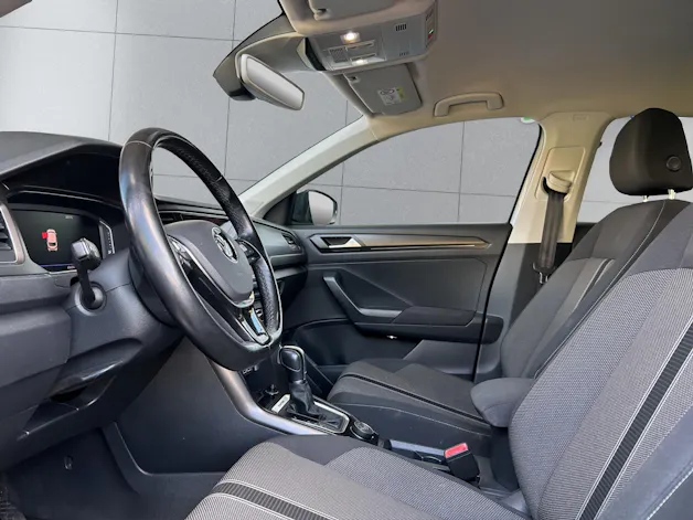 VW T-Roc 2.0 TSI Advance DSG 4Motion