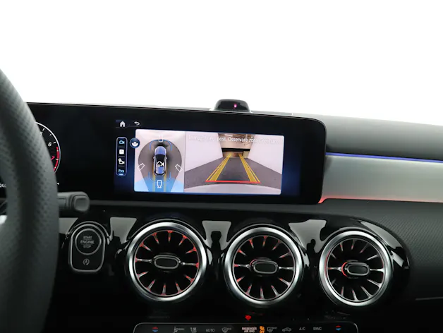 MERCEDES-BENZ A 200 Night Star 7G-DCT