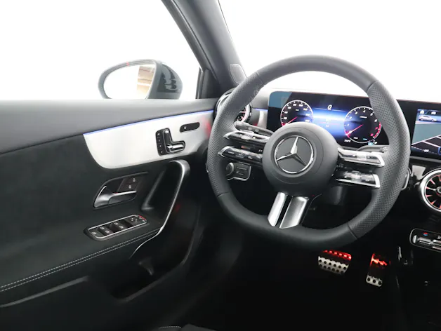 MERCEDES-BENZ A 200 Night Star 7G-DCT