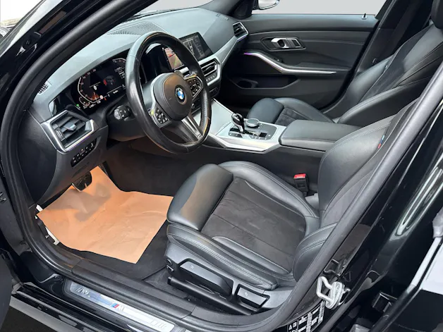 BMW 320d xDrive 48V Touring M Sport Steptronic