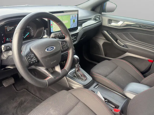 FORD Focus Station Wagon 1.0i EcoB Hybrid 155 ST-Line