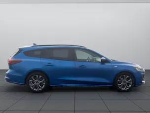 FORD Focus Station Wagon 1.0i EcoB Hybrid 155 ST-Line
