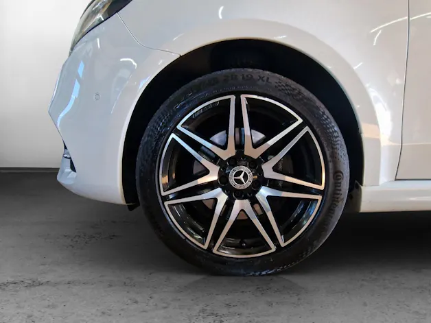 MERCEDES-BENZ V 300 d lang Avantgarde 4Matic 9G-Tronic