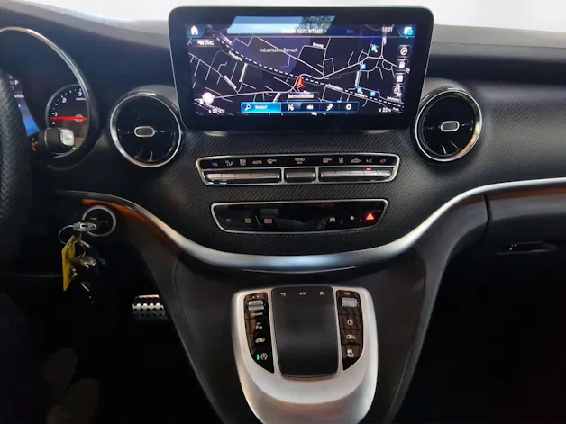 MERCEDES-BENZ V 300 d lang Avantgarde 4Matic 9G-Tronic