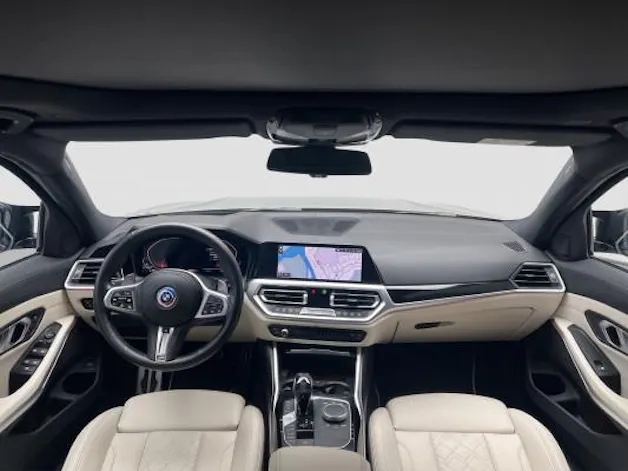 BMW 330i xDriveTouring MSport