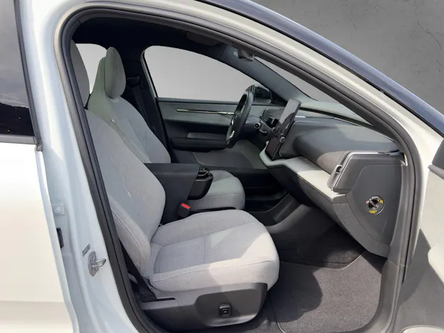 VOLVO EX30 E60 69kWh Twin Ultra Performance AWD