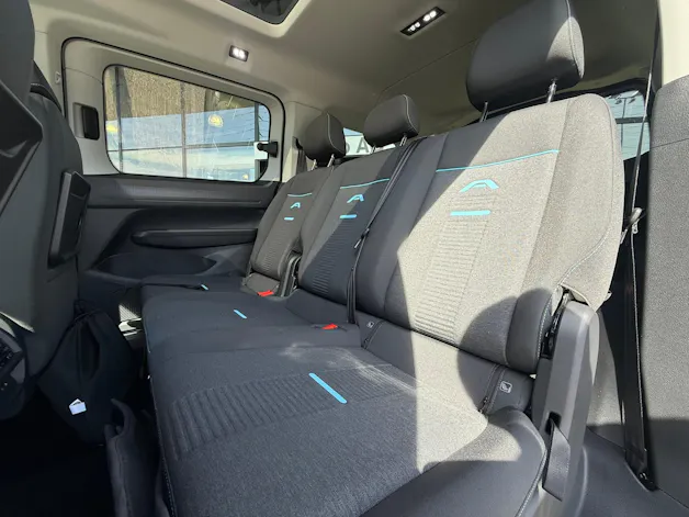 FORD Grand Tourneo Connect 1.5 PHEV Active Automat - 5 PLÄTZER