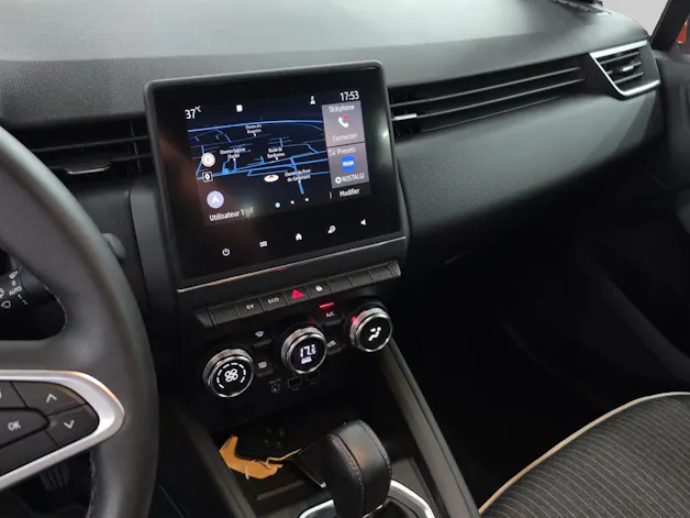 RENAULT Clio 1.6 E-Tech Intens