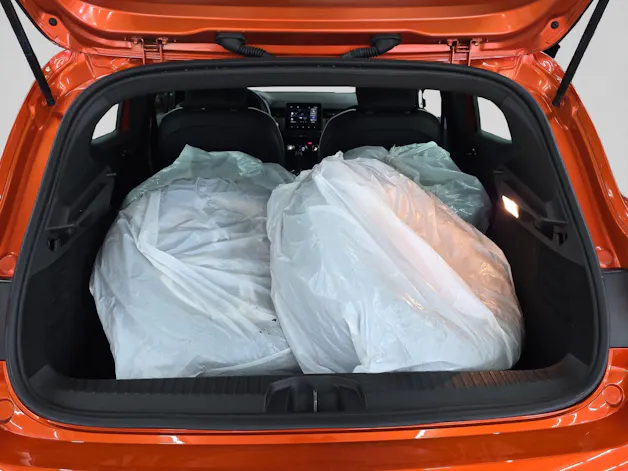 RENAULT Clio 1.6 E-Tech Intens