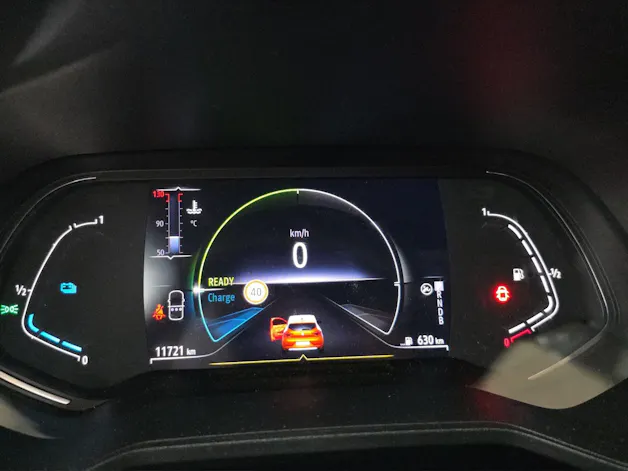 RENAULT Clio 1.6 E-Tech Intens