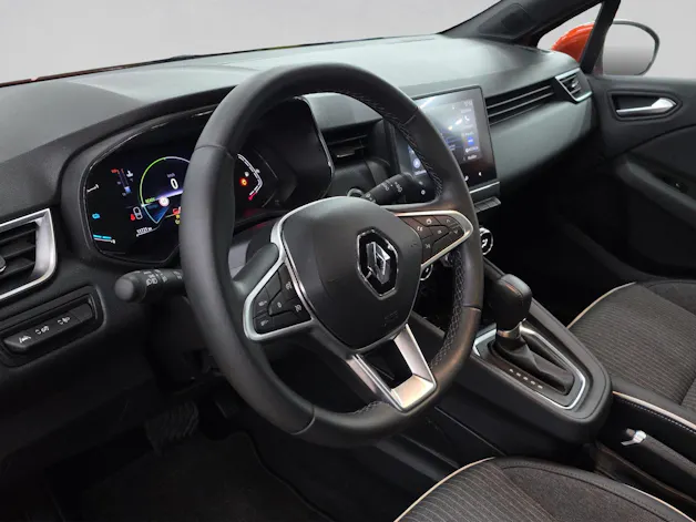 RENAULT Clio 1.6 E-Tech Intens