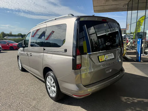 FORD Grand Tourneo Connect 2.0 EcoBlue Titanium Automat