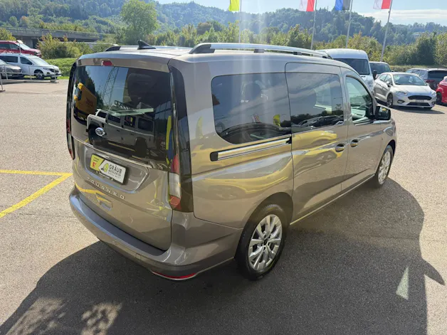 FORD Grand Tourneo Connect 2.0 EcoBlue Titanium Automat