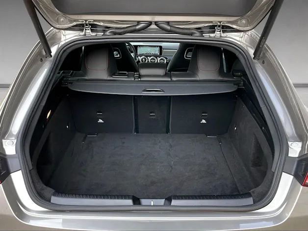 MERCEDES-BENZ CLA-Klasse X118 Shooting Brake CLA 200 AMG Line