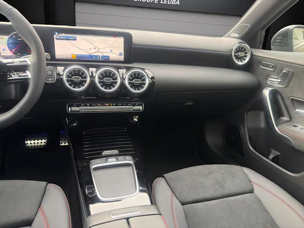 MERCEDES-BENZ A 250 4Matic 8G-DCT