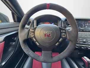 NISSAN GT-R 3.8 V6 BiT *Nismo*