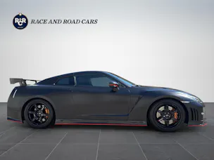 NISSAN GT-R 3.8 V6 BiT *Nismo*