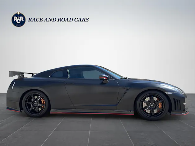 NISSAN GT-R 3.8 V6 BiT *Nismo*