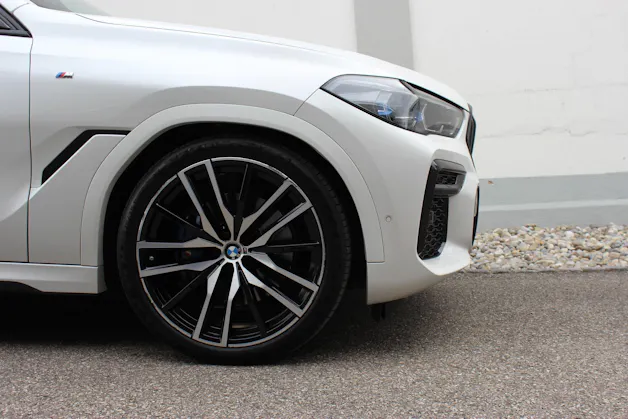 BMW X6 xDrive 48V 30d M Sport *MINERALWEISS METALLIC* 🎉1.88%-LEASINGAKTION🎉