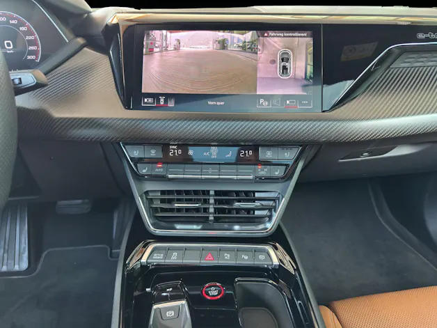 AUDI e-tron GT quattro