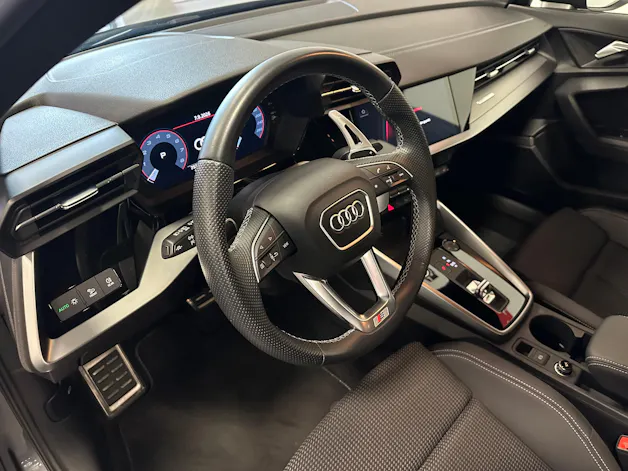 AUDI A3 Limousine 35 TFSI S-Line Attraction S-tronic