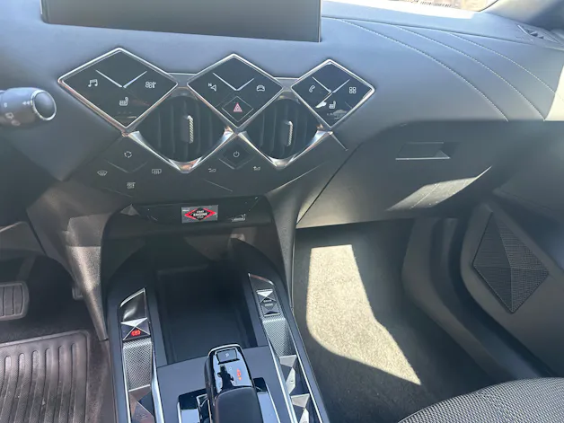 DS AUTOMOBILES DS 3 Crossback 1.2 PureTech Club EAT8