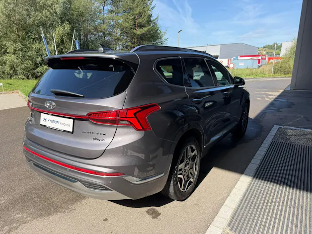 HYUNDAI Santa Fe 1.6 T-GDi PHEV Vertex 4WD Automatic